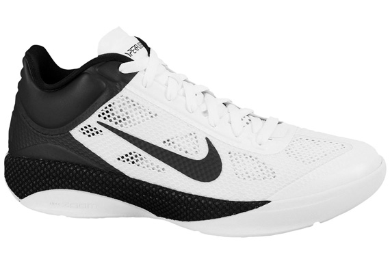 Nike Zoom Hyperfuse Low TB – SP11 | SneakersBR - Lifestyle Sneakerhead