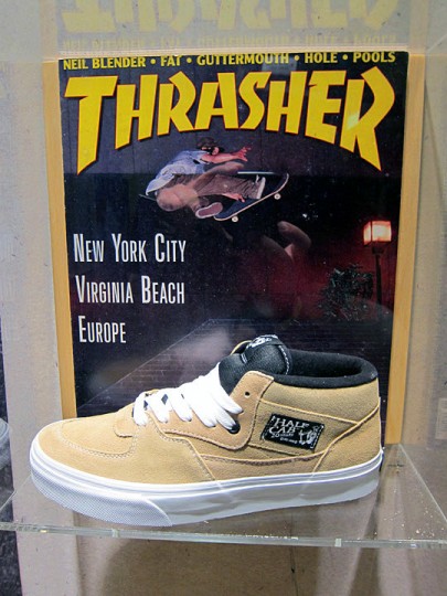 Vans Half Cab 20th Anniversary X Supreme | SneakersBR - Lifestyle